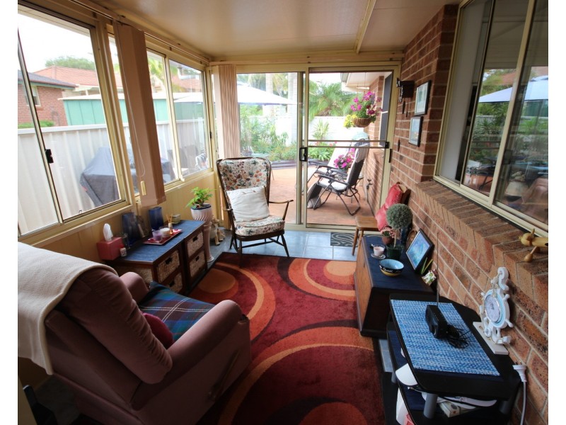 2/3 Paruna Court, Forster NSW 2428