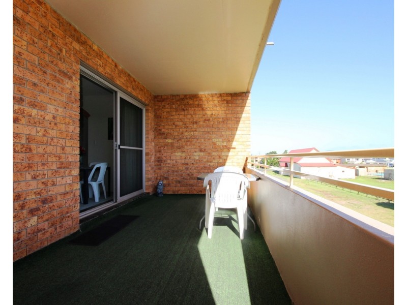 18/8 Taree Street, Tuncurry NSW 2428