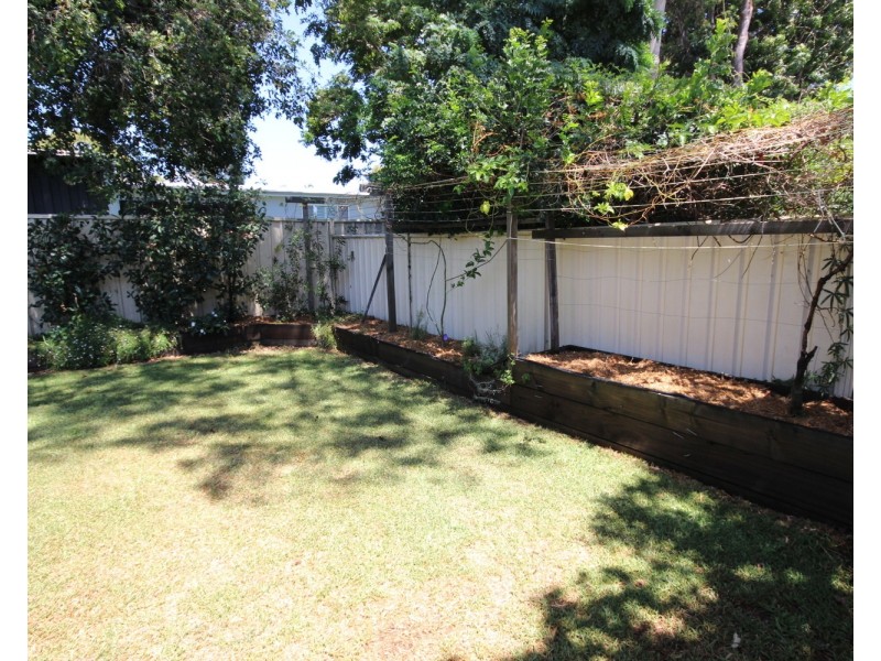 16 Tree View Place, Forster NSW 2428