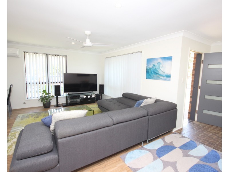 4 Gleneon Drive, Forster NSW 2428