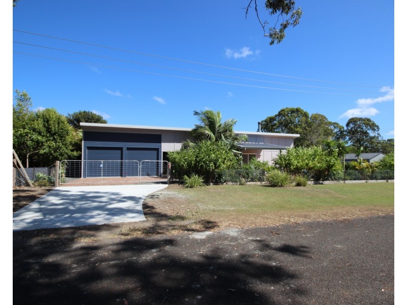 10 Kamarooka Street, Coomba Park NSW 2428