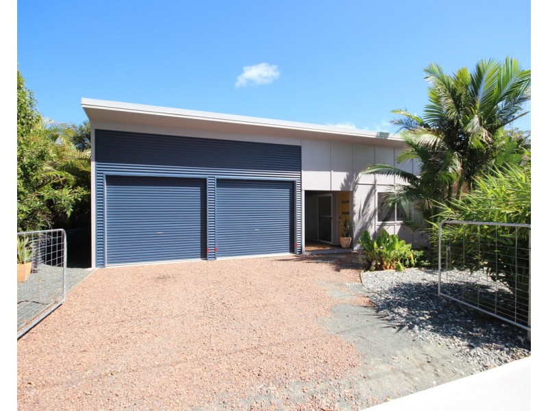 10 Kamarooka Street, Coomba Park NSW 2428