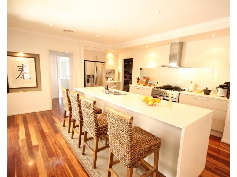 18 Wirrana Circuit, Forster NSW 2428