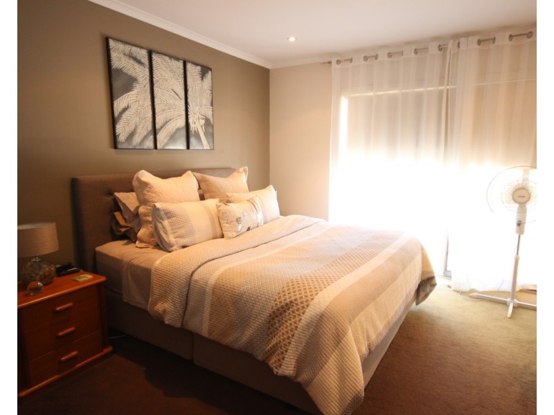 18 Wirrana Circuit, Forster NSW 2428