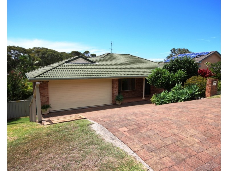 47 Karloo Street, Forster NSW 2428