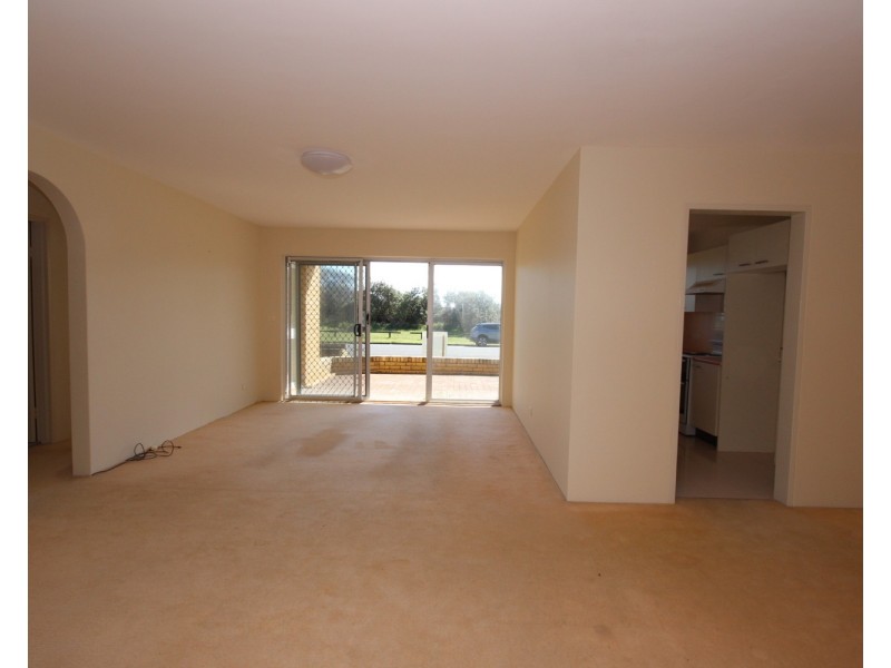 1/94 Head Street, Forster NSW 2428