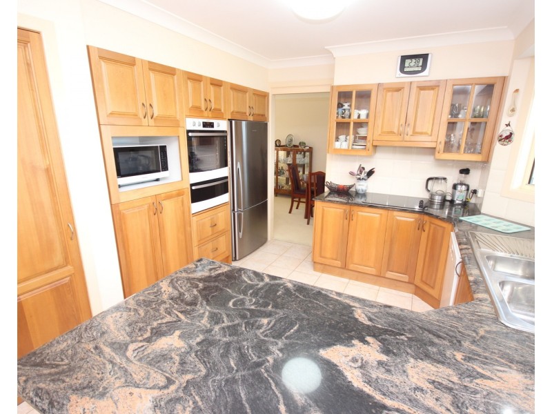 33 Hawaii Avenue, Forster NSW 2428