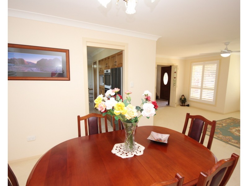 33 Hawaii Avenue, Forster NSW 2428
