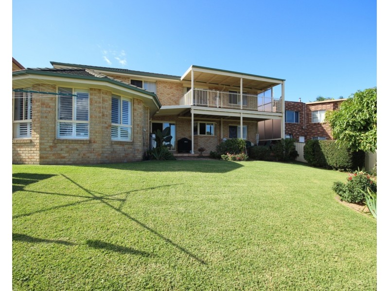 33 Hawaii Avenue, Forster NSW 2428