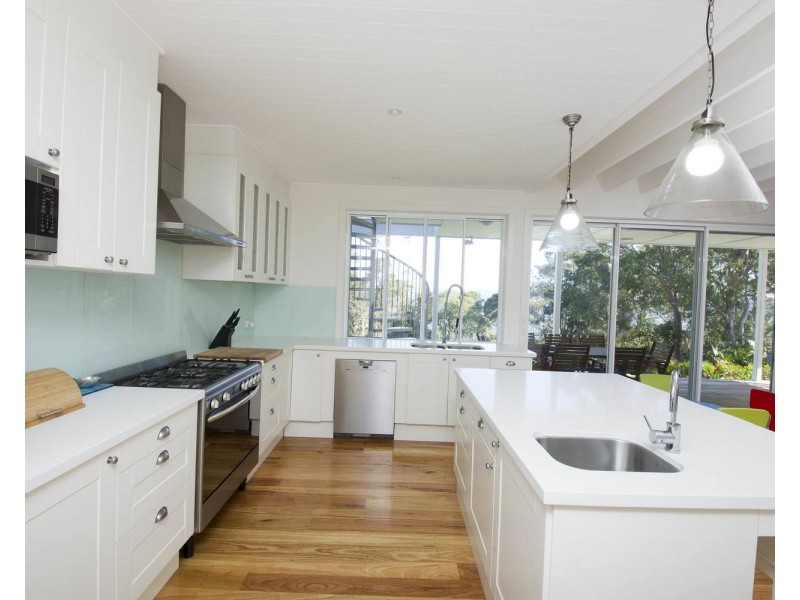 97 Green Point Drive, Green Point NSW 2428