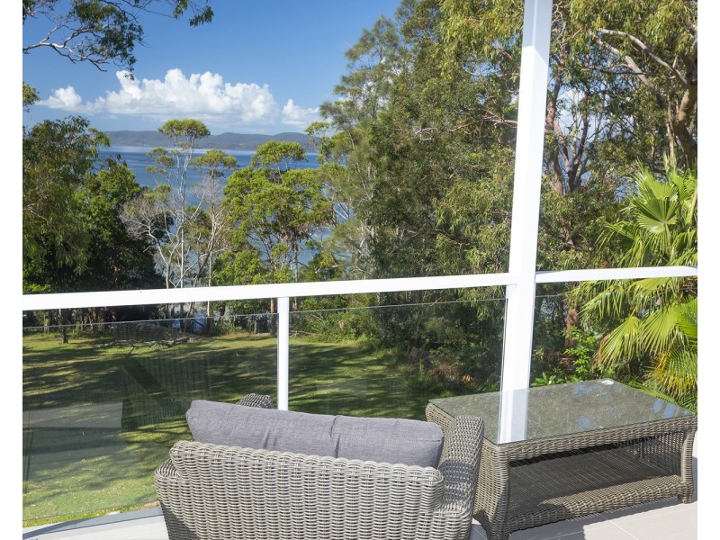 97 Green Point Drive, Green Point NSW 2428