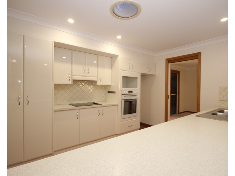8 Christian Crescent, Forster NSW 2428