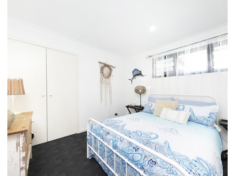 11 Patsys Flat Rd, Smiths Lake NSW 2428