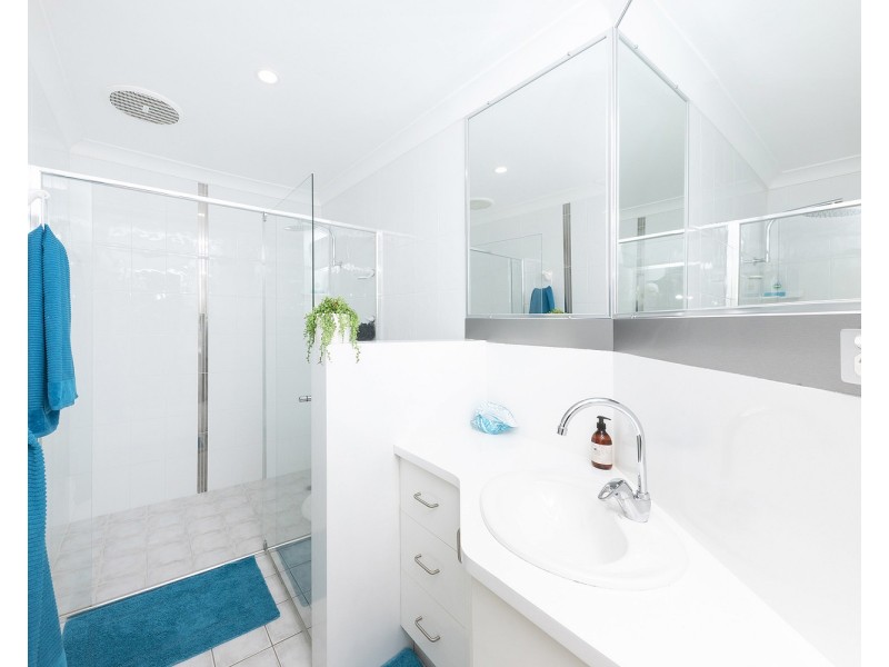 11 Patsys Flat Rd, Smiths Lake NSW 2428