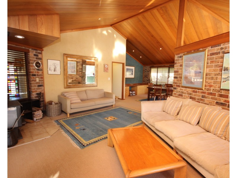 27 Palmway Crescent, Tuncurry NSW 2428