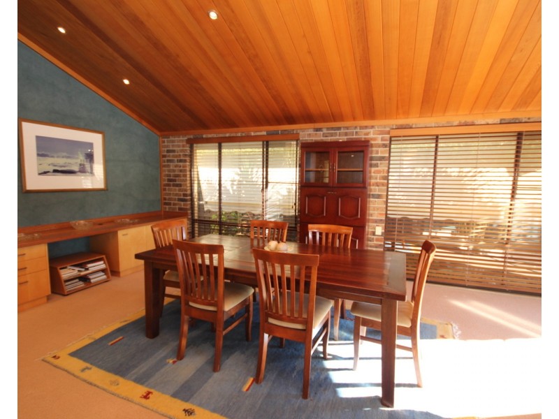 27 Palmway Crescent, Tuncurry NSW 2428