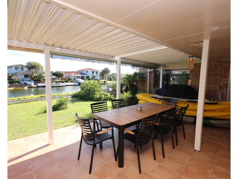9 Roebuck Key, Forster NSW 2428