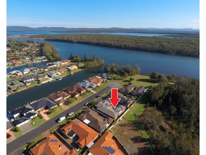 2/66 Kenrose Street, Forster NSW 2428