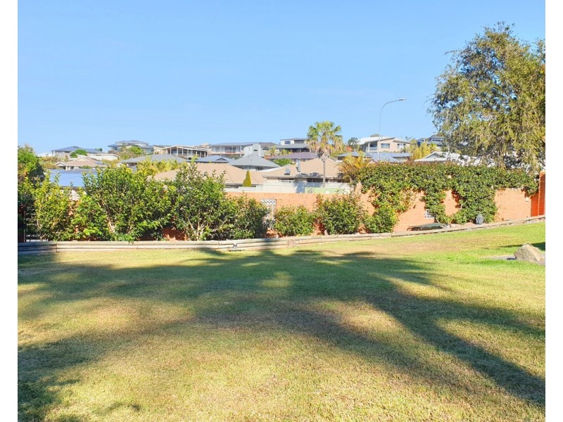 2 Belton Way, Forster NSW 2428