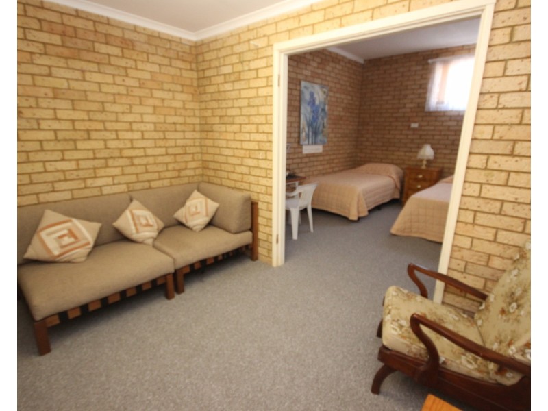 9 Curlew Close, Forster NSW 2428