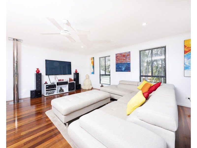 76  Seabreeze Parade, Green Point NSW 2428