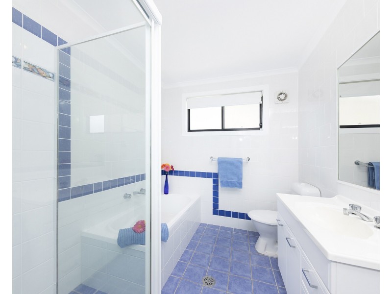 76  Seabreeze Parade, Green Point NSW 2428