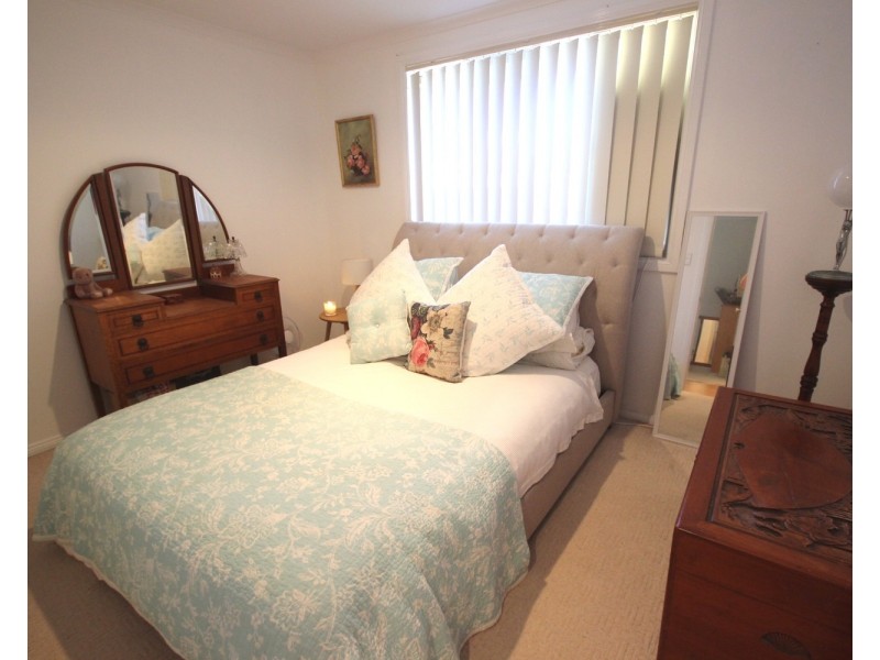 9 Phoenix Place, Forster NSW 2428