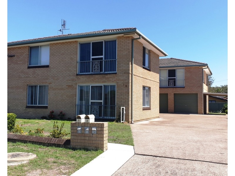 1/10 Cape Street, Tuncurry NSW 2428