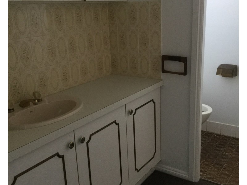 42 Lake Street, Forster NSW 2428