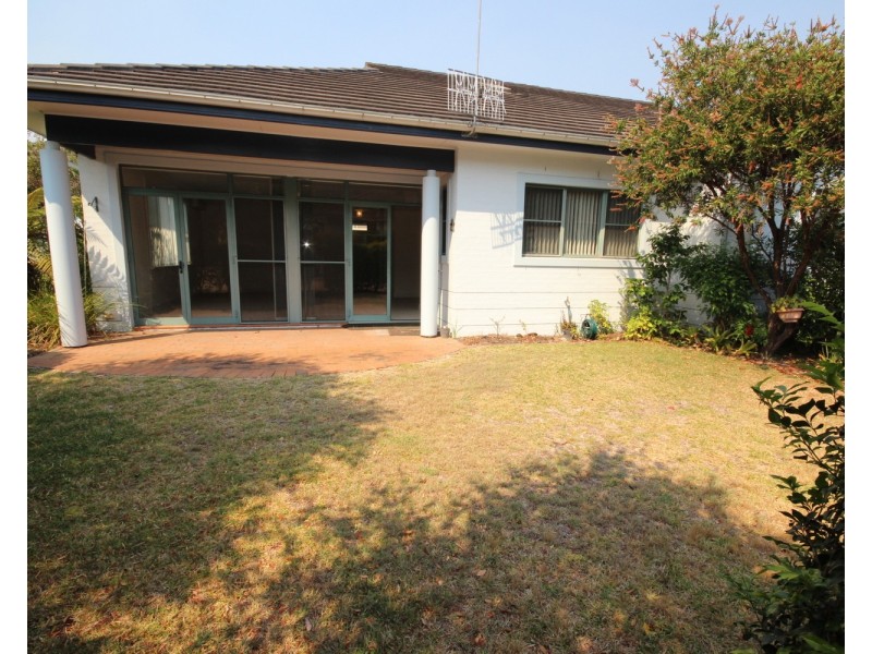 6/2 Breese Parade, Forster NSW 2428