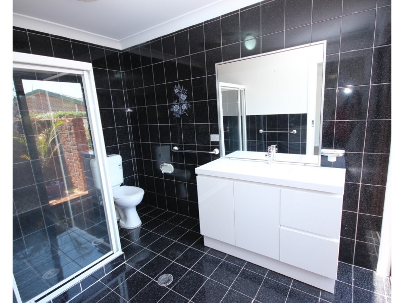 25 Woodward Place, Tuncurry NSW 2428