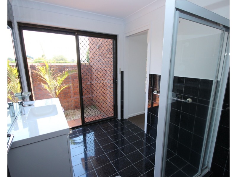 25 Woodward Place, Tuncurry NSW 2428