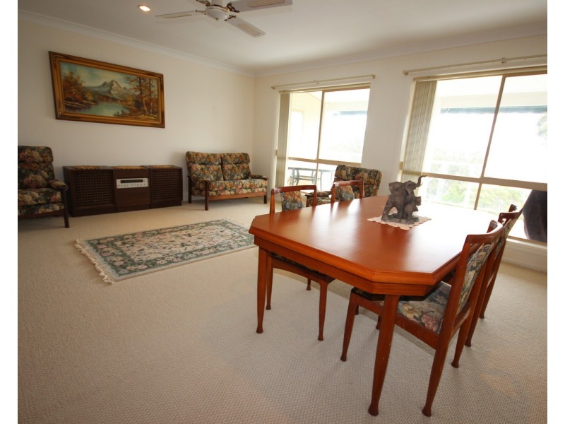 25 Green Point Drive, Green Point NSW 2428