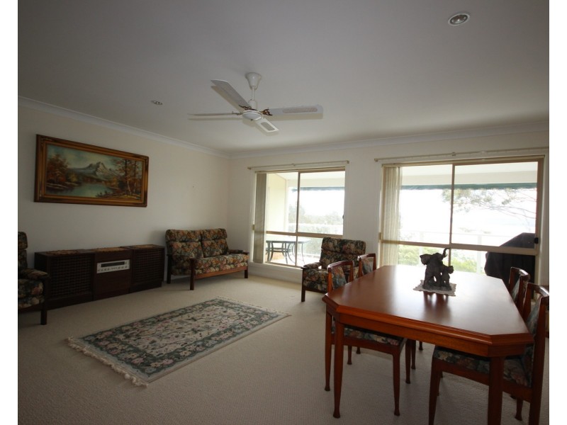 25 Green Point Drive, Green Point NSW 2428