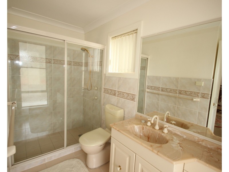 25 Green Point Drive, Green Point NSW 2428