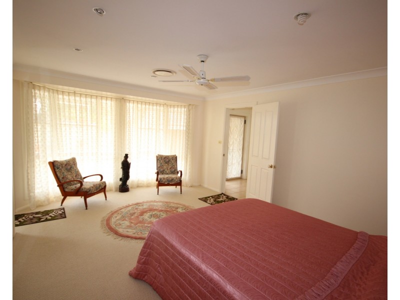 25 Green Point Drive, Green Point NSW 2428