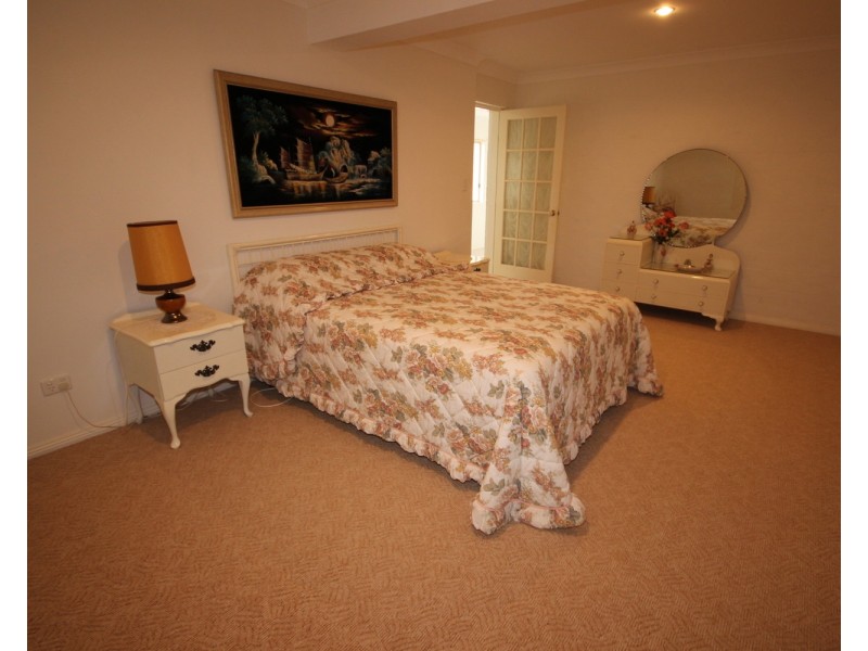 25 Green Point Drive, Green Point NSW 2428