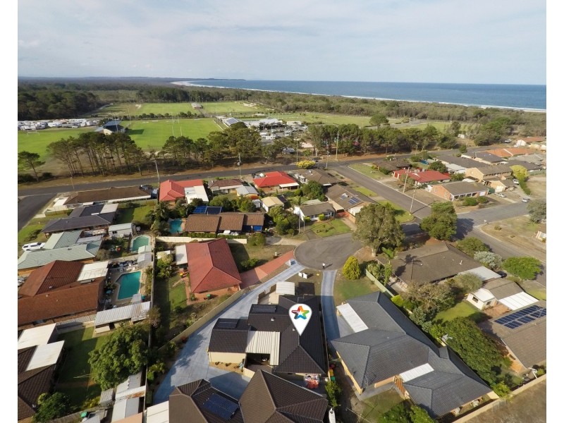 1/5 Boronia Close, Tuncurry NSW 2428