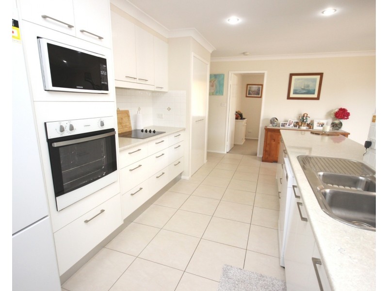 1/5 Boronia Close, Tuncurry NSW 2428