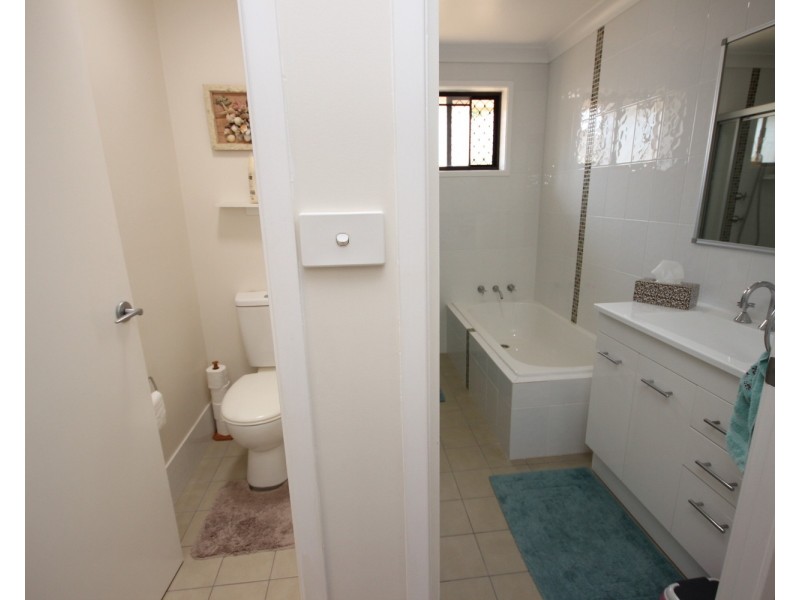 1/5 Boronia Close, Tuncurry NSW 2428
