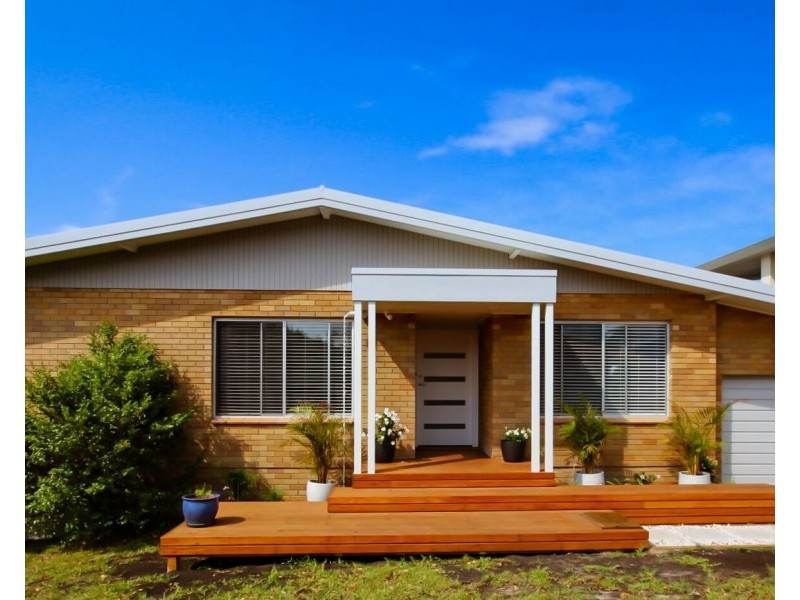 7  Churchill Road, Forster NSW 2428