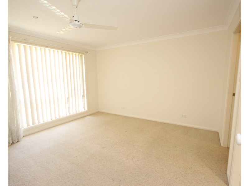 2/12 Cassandra Crescent, Tuncurry NSW 2428