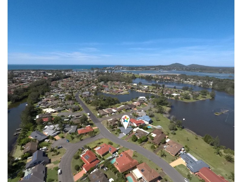 76 Taree Street, Tuncurry NSW 2428