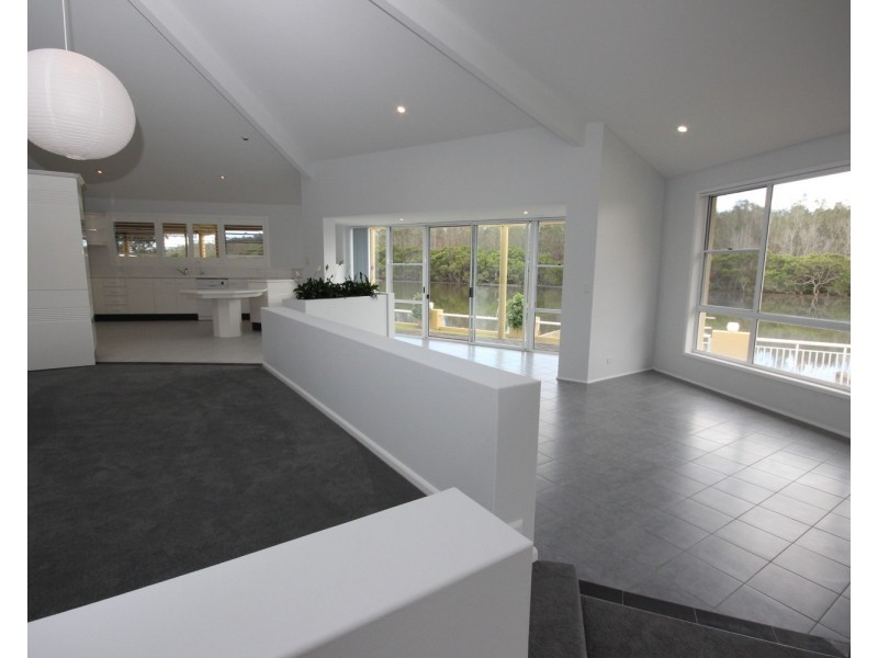 117 Taree Street, Tuncurry NSW 2428