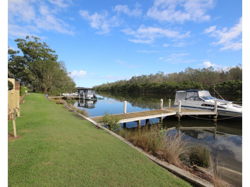 117 Taree Street, Tuncurry NSW 2428