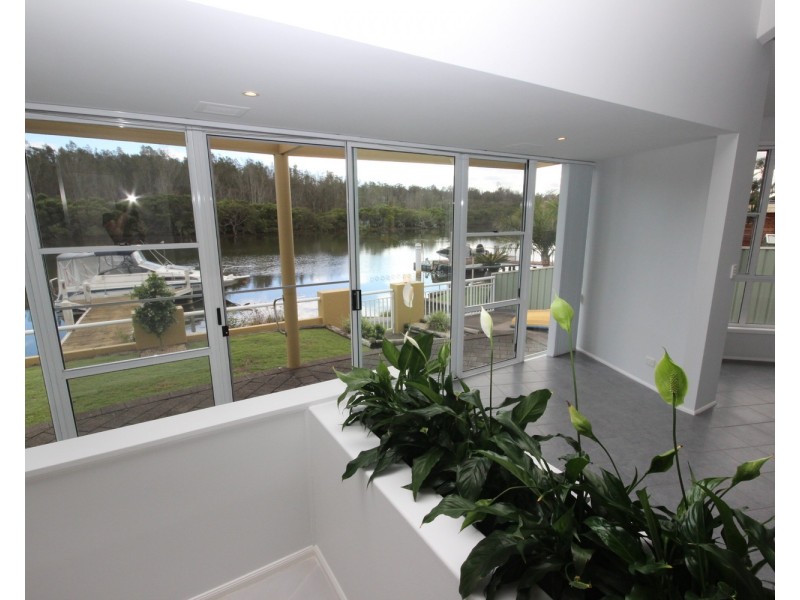 117 Taree Street, Tuncurry NSW 2428