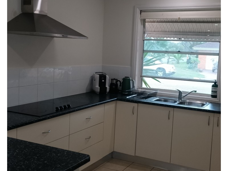 2 Endeavour Court, Forster NSW 2428