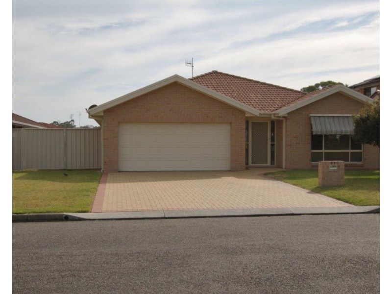 48 Hind Avenue, Forster NSW 2428