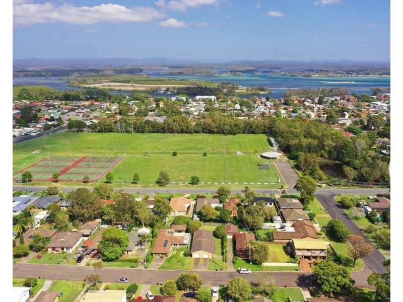 5 Garden Street, Forster NSW 2428