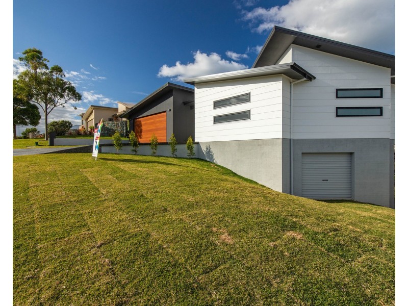 7 Lake View Way, Tallwoods Village NSW 2430